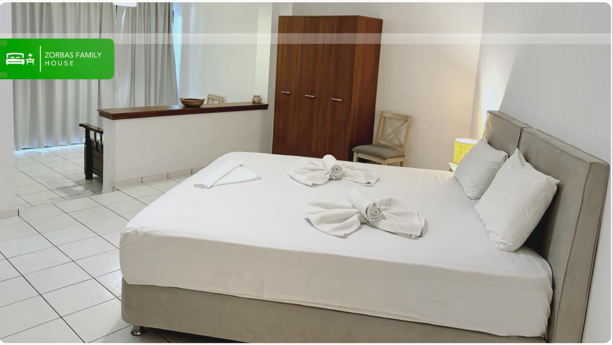 Zorbas Family House Hotel Troulos Exterior foto