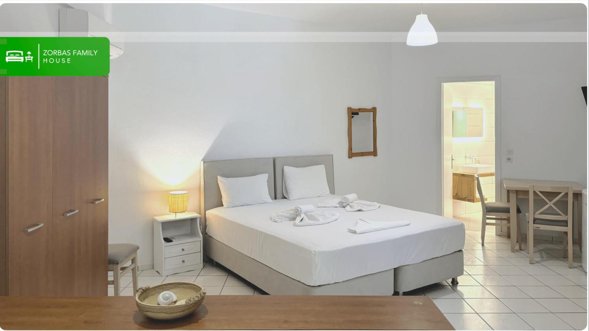Zorbas Family House Hotel Troulos Exterior foto