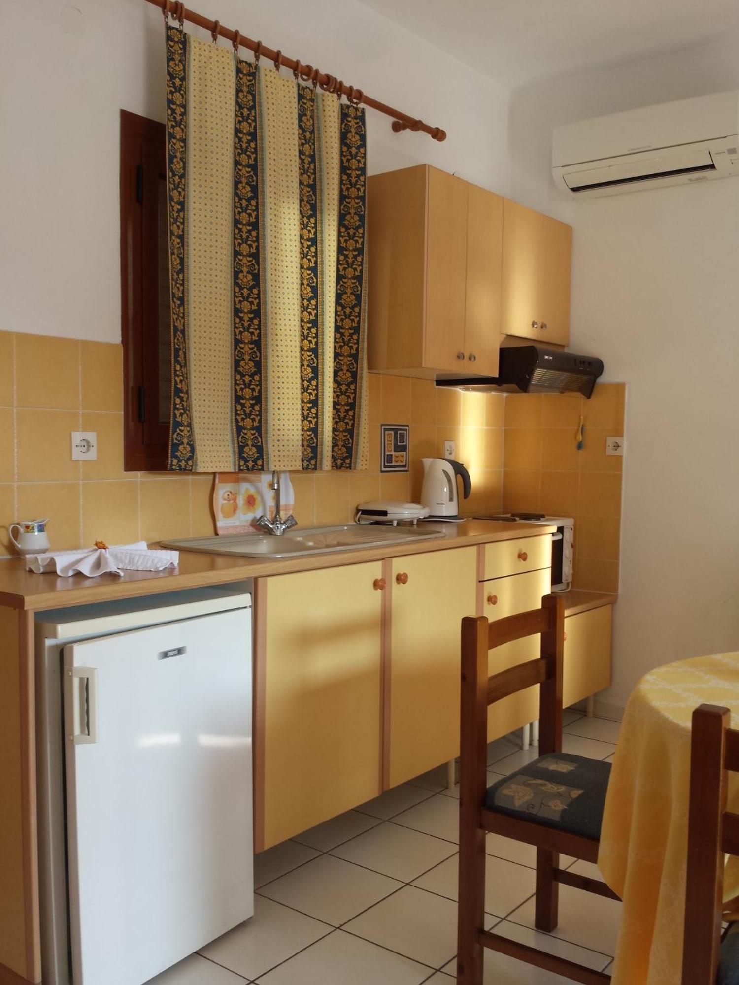 Zorbas Family House Hotel Troulos Exterior foto