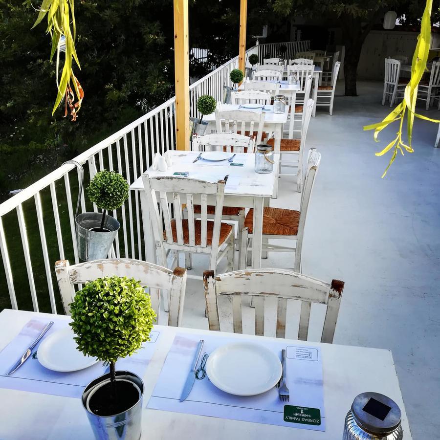 Zorbas Family House Hotel Troulos Exterior foto