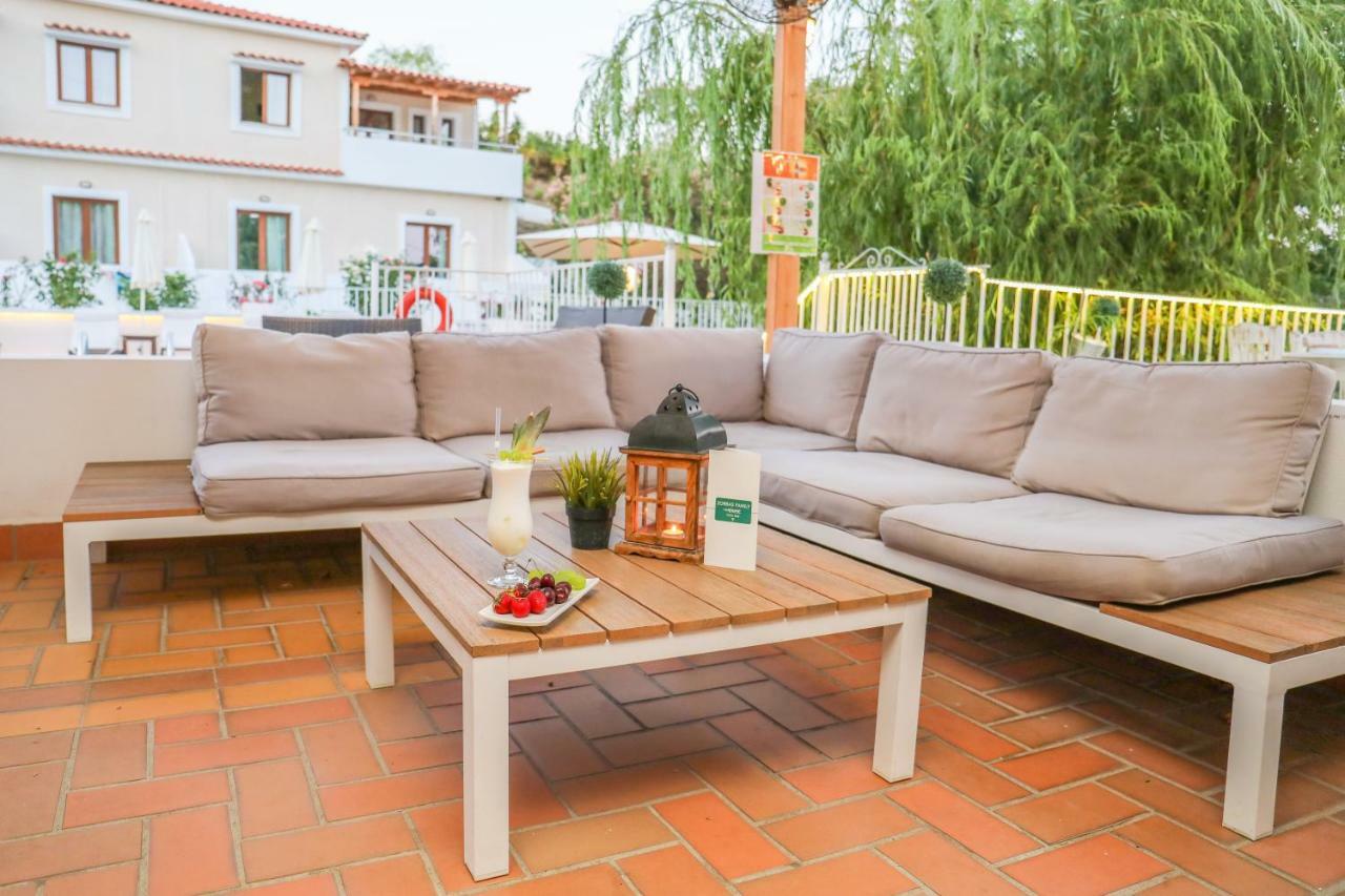 Zorbas Family House Hotel Troulos Exterior foto