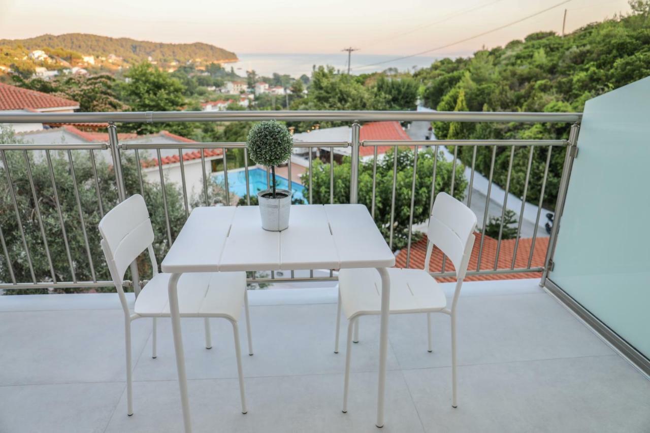 Zorbas Family House Hotel Troulos Exterior foto